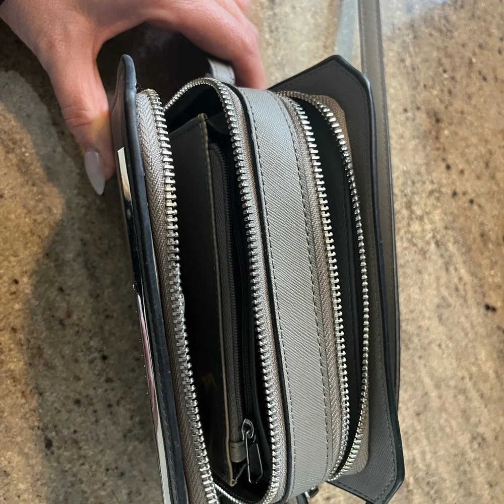 Steve Madden Charcoal Card Holder Purse
